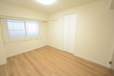 南平台マンション 洋室7_8