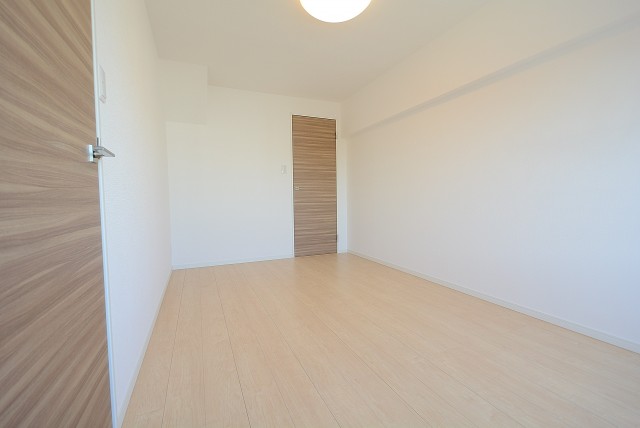 ハヤマビル 洋室7.3