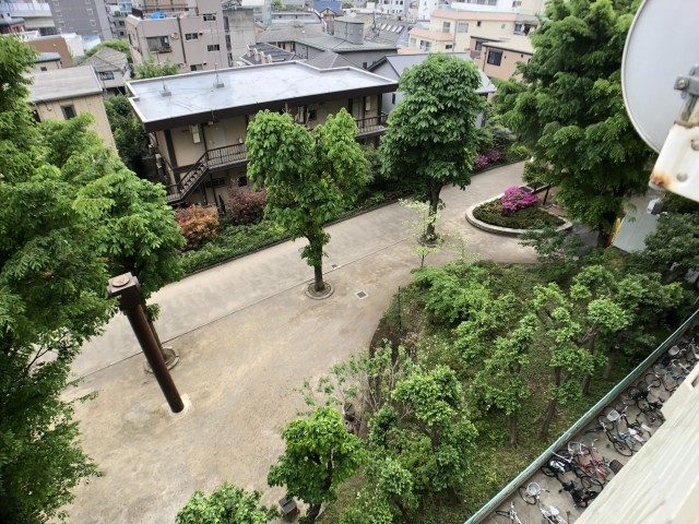 初台パークサイドハイツ バルコニー