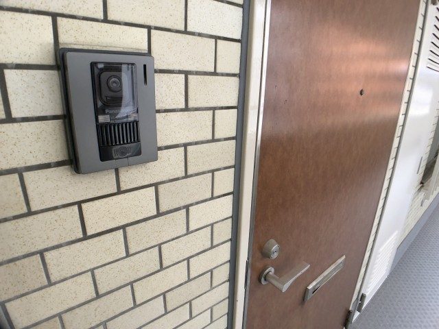 初台パークサイドハイツ 玄関