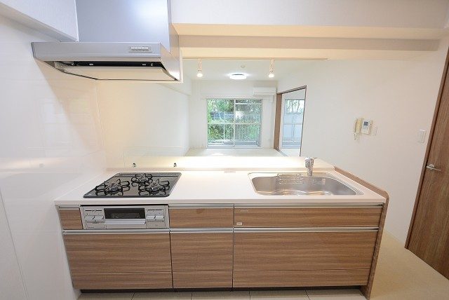 ファミリータウン東陽 キッチン