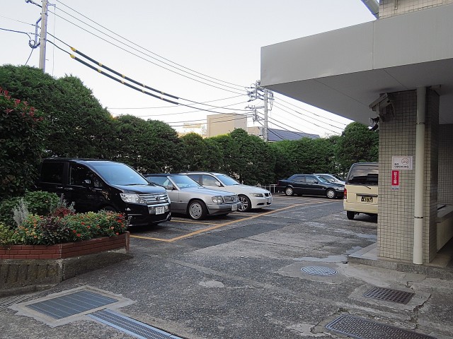 グリーンヒル新宿　駐車場