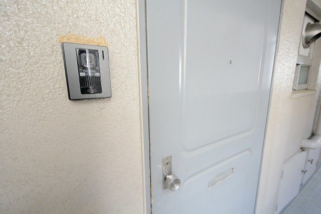 三軒茶屋スカイハイツ 玄関