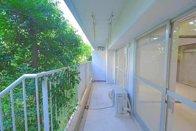 ファミリータウン東陽 バルコニー