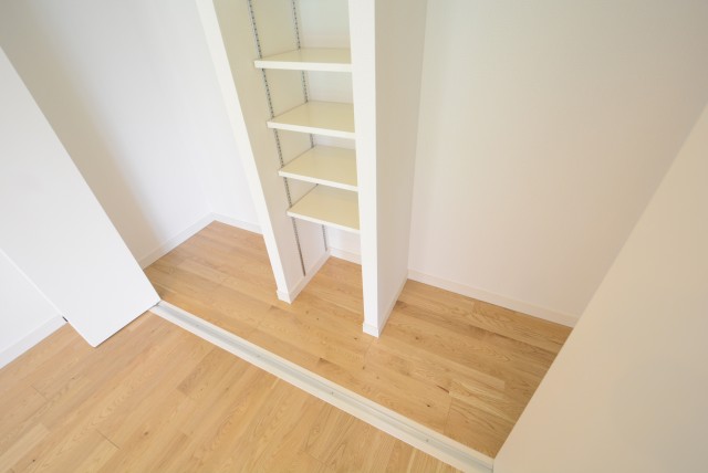 メゾンドール明石 洋室2