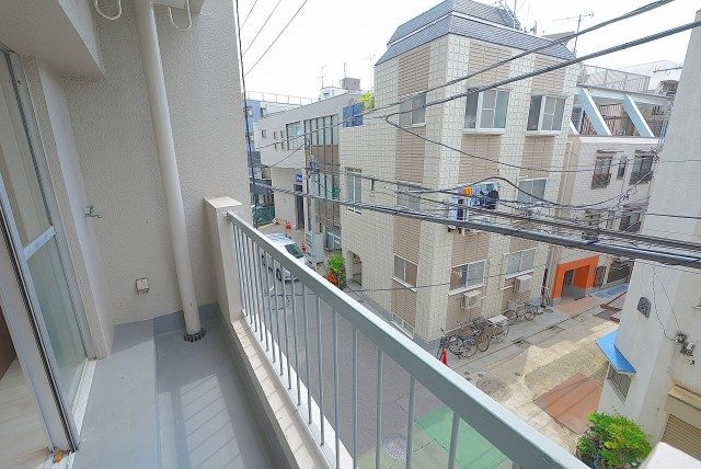 三軒茶屋スカイハイツ バルコニー