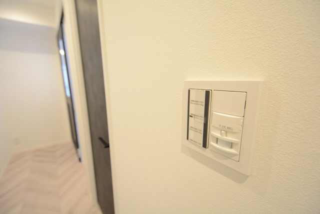 秀和高円寺レジデンス 玄関