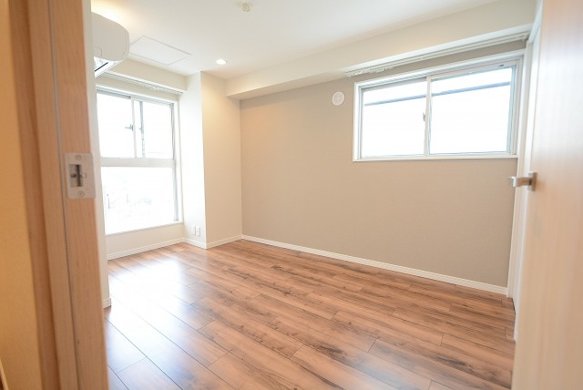 都立大バロンズコート 洋室5.0