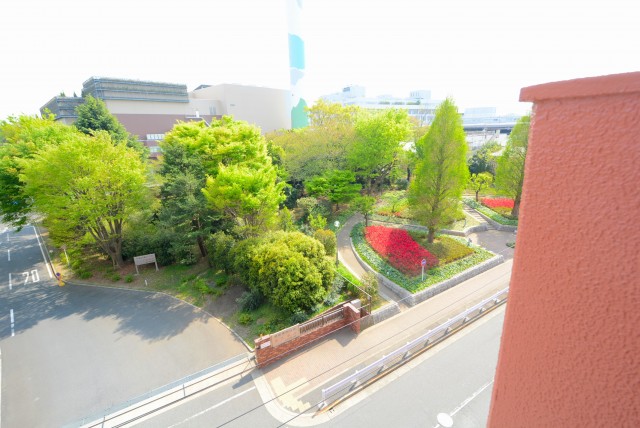 砧公園ヒミコマンション バルコニー