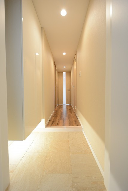 都立大バロンズコート 玄関