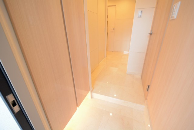 大森ハイツ 玄関
