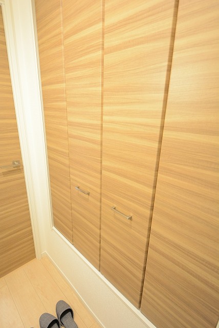 ハヤマビル 玄関