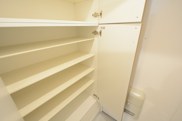 方南町ハイツ 玄関