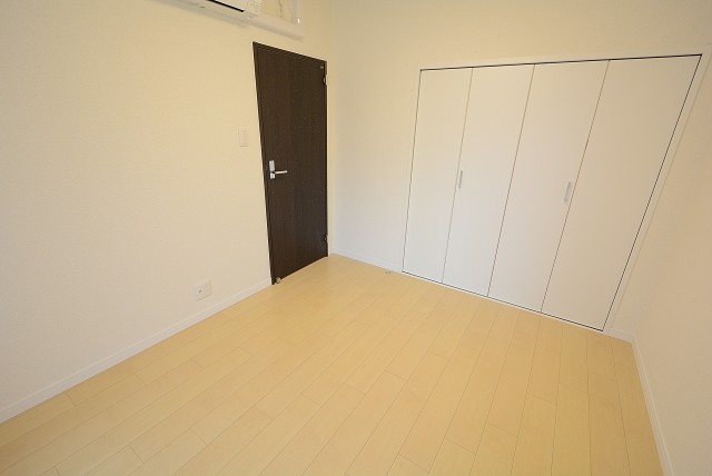 三井音羽ハイツ 洋室②