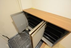 ファミリータウン東陽 玄関