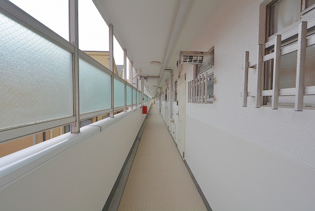 目白台コーポ 外廊下