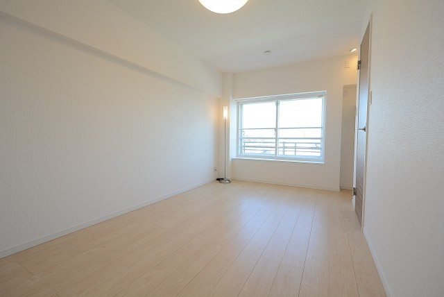 ハヤマビル 洋室7.3