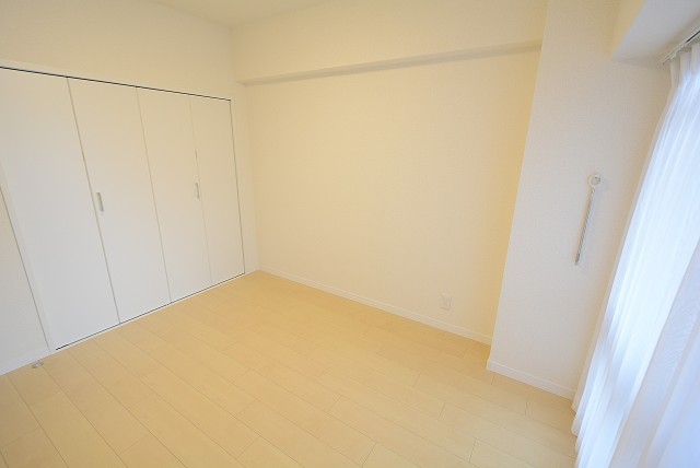 三井音羽ハイツ 洋室②