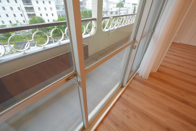 マンション駒場 バルコニー