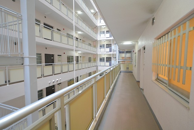 朝日白山マンション 外廊下