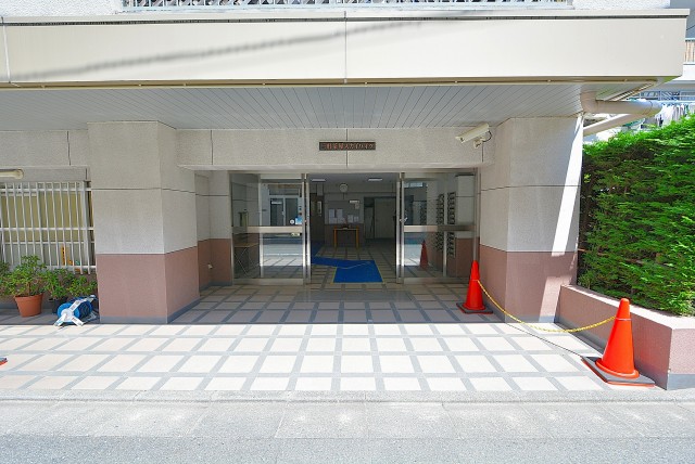 三軒茶屋スカイハイツ 外観