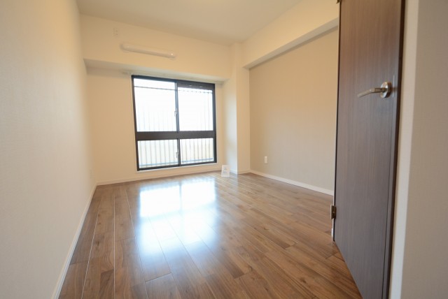 三井音羽ハイツ 洋室１