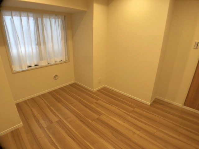 初台パークサイドハイツ 洋室２