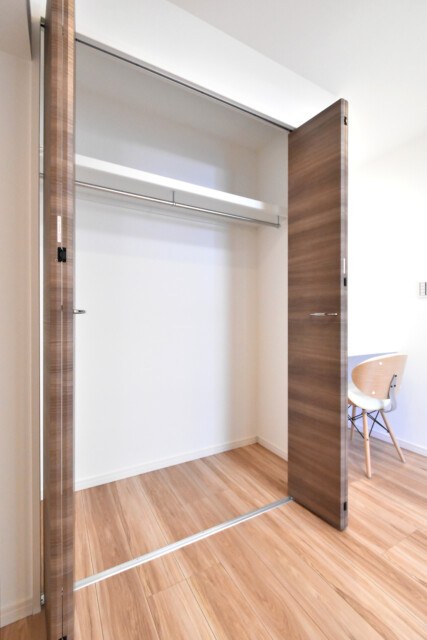 チュリス氷川坂 洋室