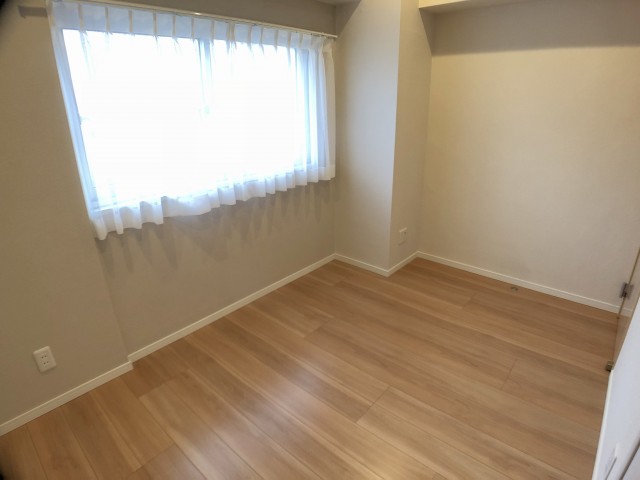 幡ヶ谷コーエイマンション 洋室２