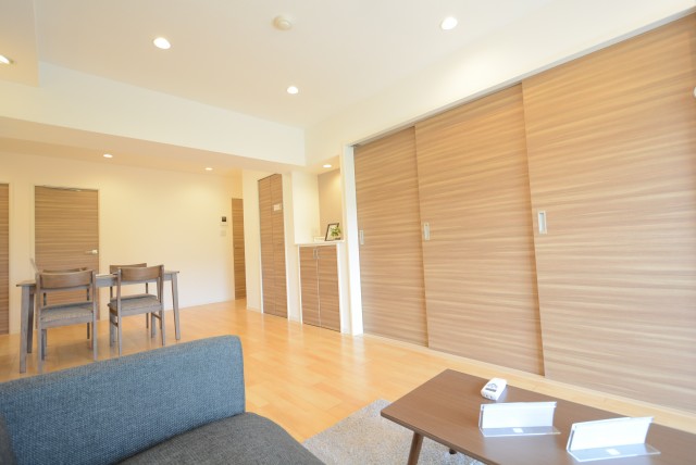 砧公園ヒミコマンション リビング