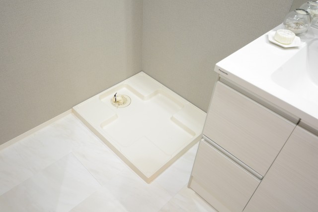 朝日広尾マンション　洗濯機置場