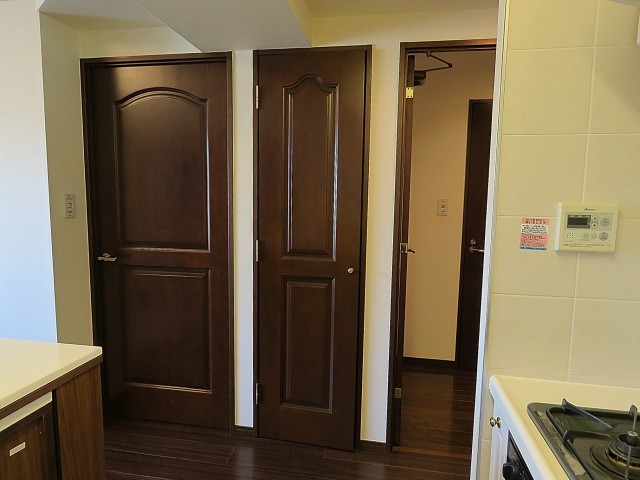 ダイアパレスシェルトワレ目黒　LDK収納