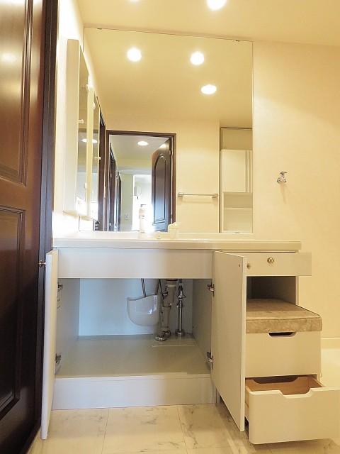 ダイアパレスシェルトワレ目黒　洗面化粧台