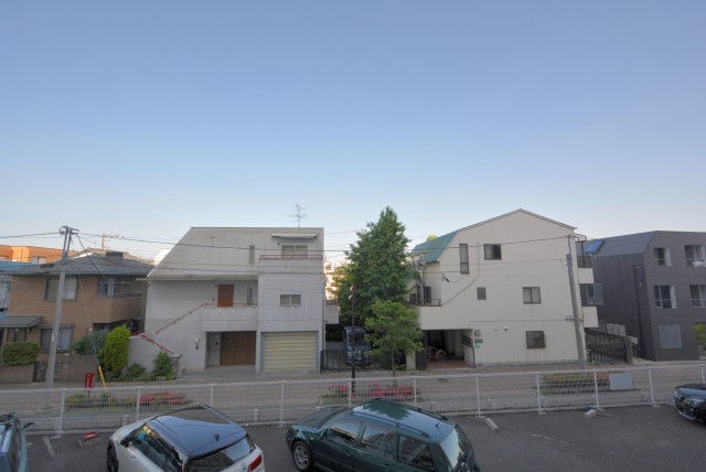 秀和高円寺レジデンス バルコニー