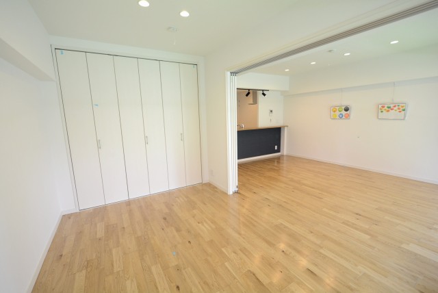 メゾンドール明石 洋室2