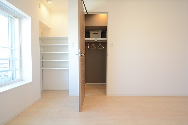 ハヤマビル 洋室7.3