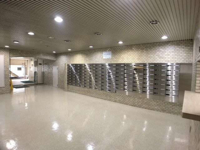 初台パークサイドハイツ エントランス