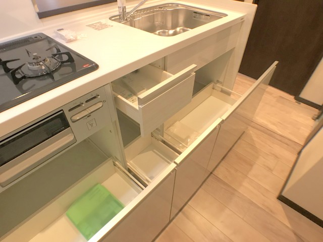 青葉台フラワーマンション キッチン