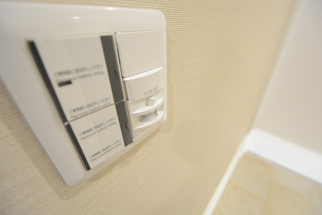 都立大バロンズコート 玄関