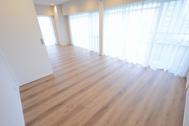 マンション駒場 洋室１