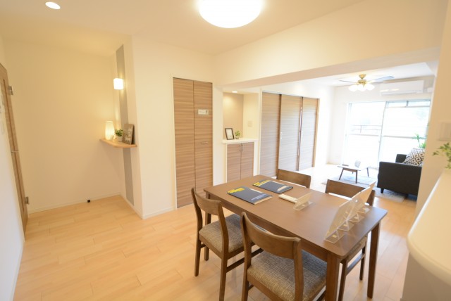 砧公園ヒミコマンション リビング