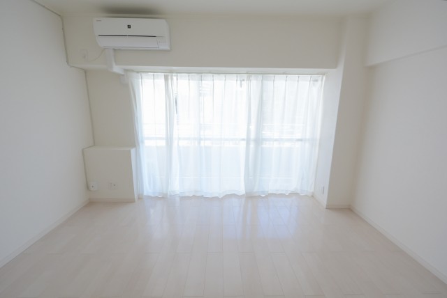 日興マンション 洋室