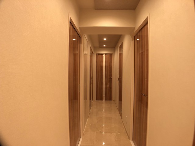 初台パークサイドハイツ 玄関