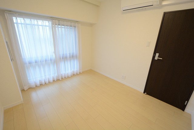 三井音羽ハイツ 洋室②