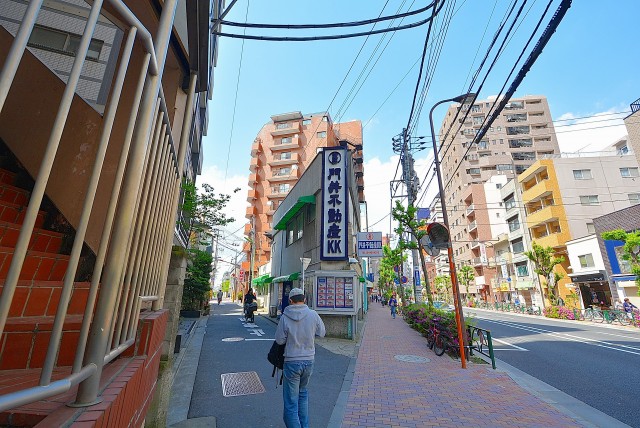 三軒茶屋 世田谷通り