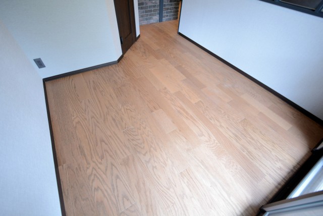 NK五反田コータース 洋室