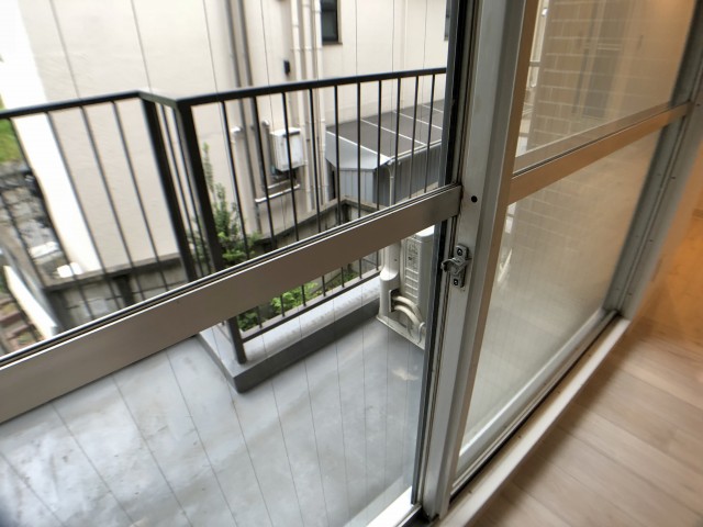 赤坂南部坂ハイツ バルコニー
