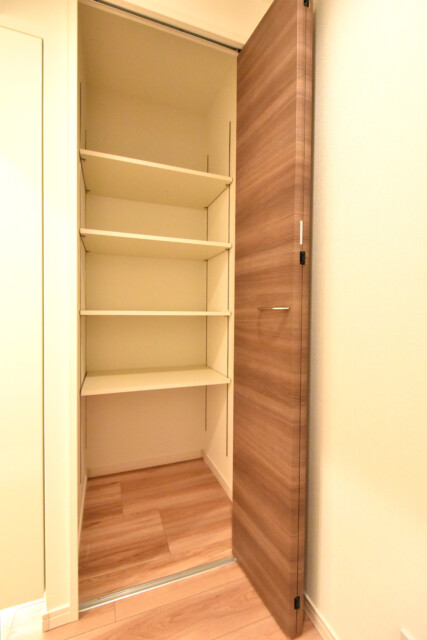 チュリス氷川坂 玄関