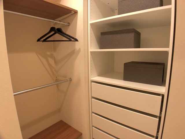 朝日マンション赤坂南部坂 収納