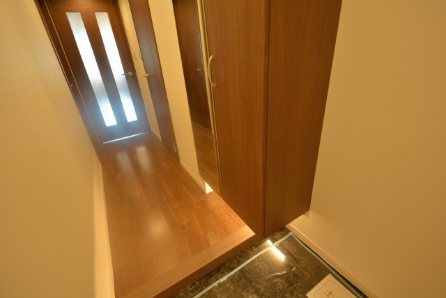 三井音羽ハイツ 玄関